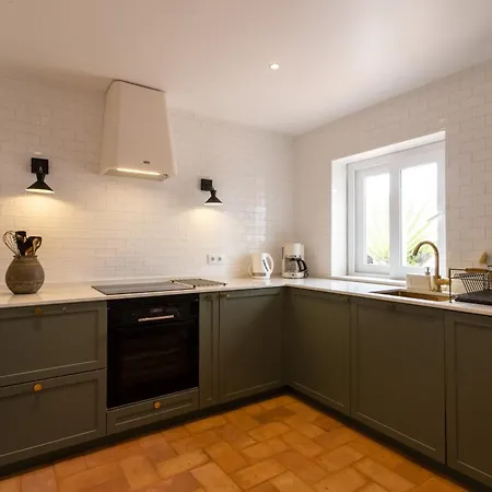 Octopus's Garden By Acasadascasas Santo Isidoro