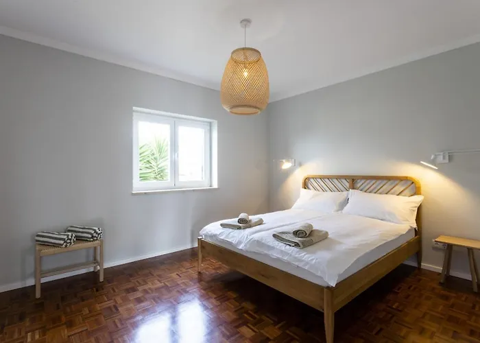 Octopus's Garden By Acasadascasas Feriehus Santo Isidoro